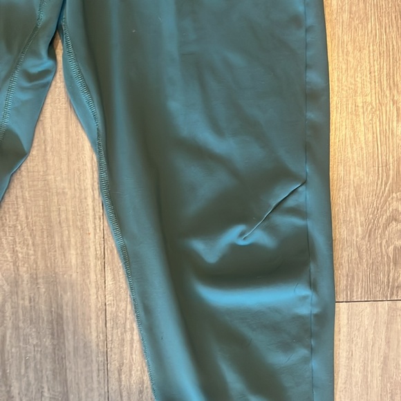 Alphalete Joggers - Picture 7 of 13